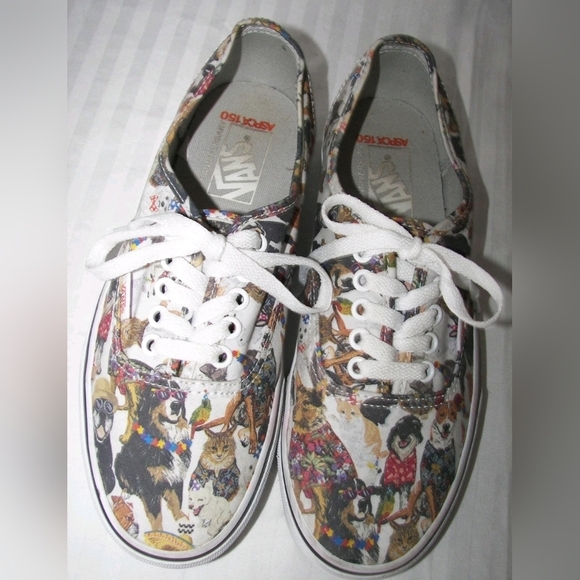Vans Aspca Limited Anniversary Edition Dogs All Over Pattern Lace Up Shoes 8.5 - Picture 2 of 7